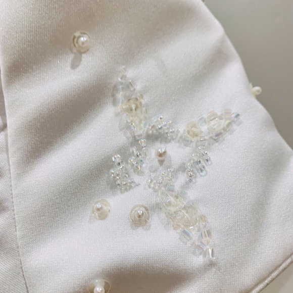 Beautiful First Holy Communion/Flower Girl Dress NU ANGEL Viel, button down back - Picture 5 of 5